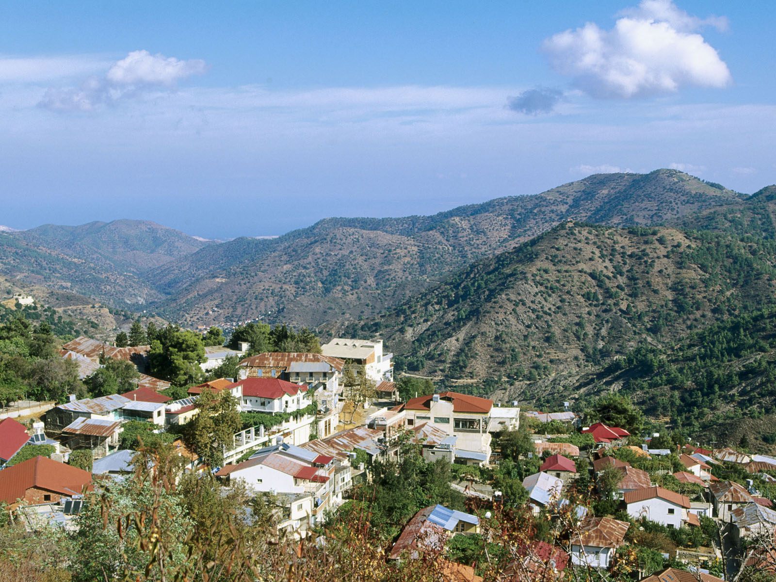 Уменьшение объемов продажи недвижимости на Кипре
